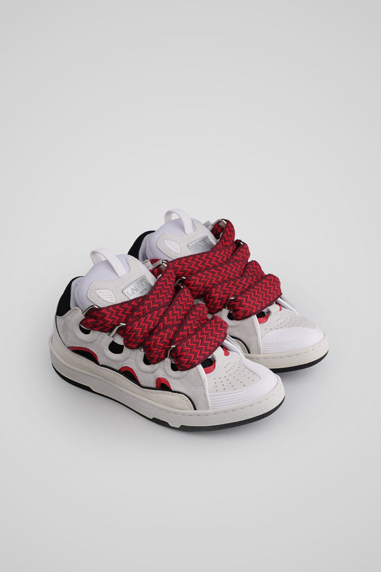 TENISICE S CRVENIM VEZICAMA