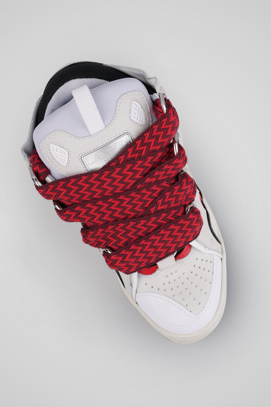 TENISICE S CRVENIM VEZICAMA