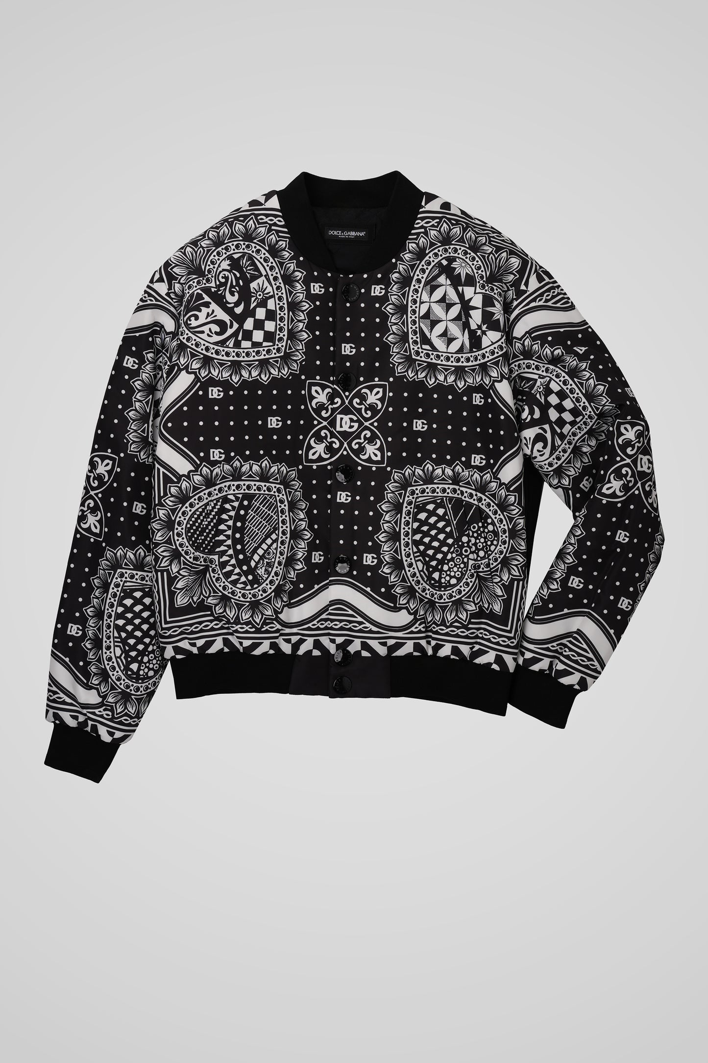 BOMBER JAKNA S UZORKOM